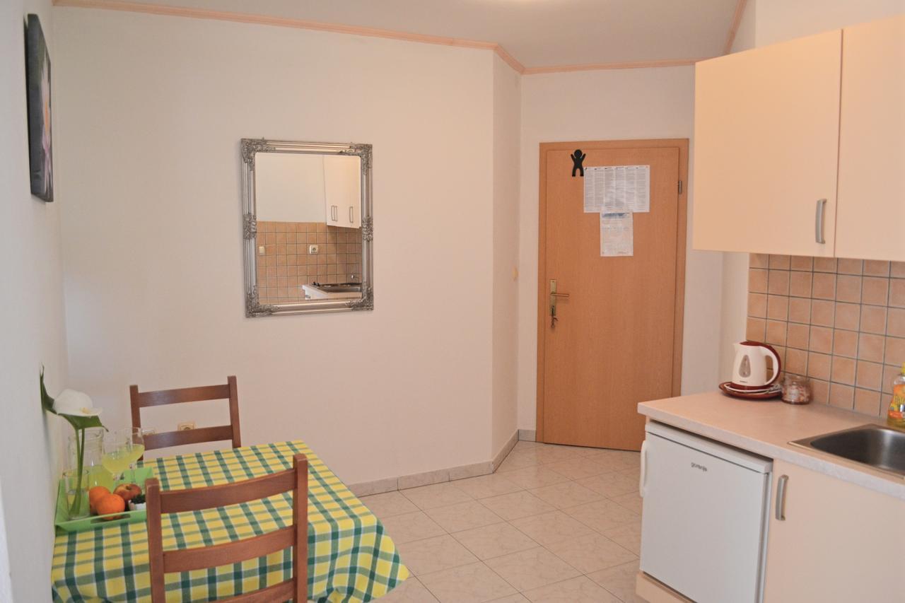 Apartments Dragun Podstrana Exterior photo